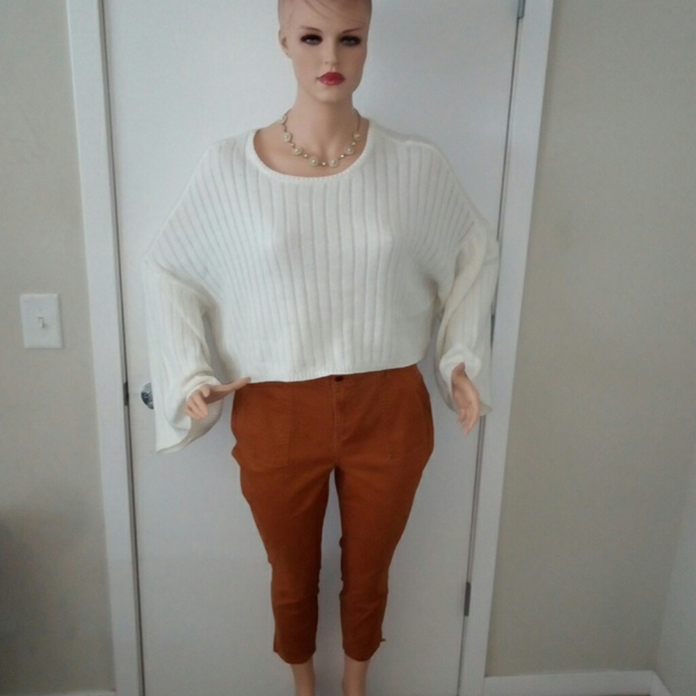 Cropped sweater